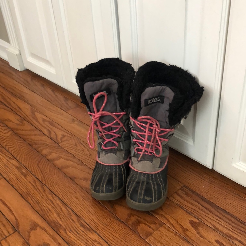 Totes Sabrina Kids Winter Boots